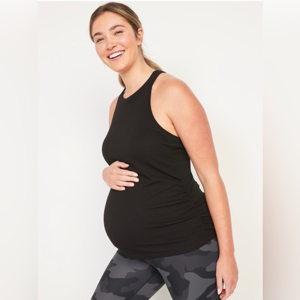 Old Navy - Maternity UltraLite Rib-Knit Racerback Tank - Size XS - Black